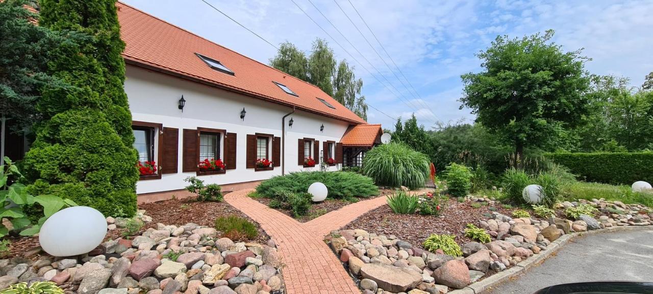 Motel Pod Basztą Naglowice Zewnętrze zdjęcie